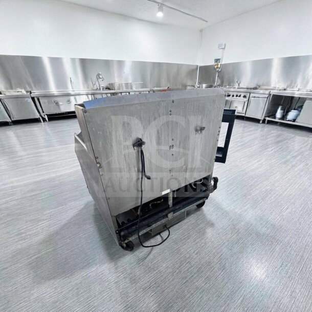 Frymaster SCFHD260G commercial gas fryer, 2x80 lb vats, 250,000 BTU, natural gas, top-tier condition, fully tested.
