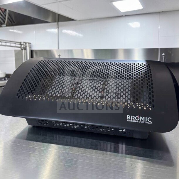 Bromic Tungsten Smart-Heat gas heater in elite condition, wall-mounted, fully tested, operational, model BRO-M-HTR-0842.