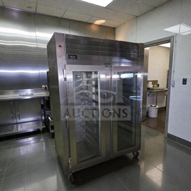 Traulsen RHT232WUT-FHG glass door reach-in refrigerator, stainless steel, 51.6 cu. ft., outstanding condition, ETL/NSF listed.
