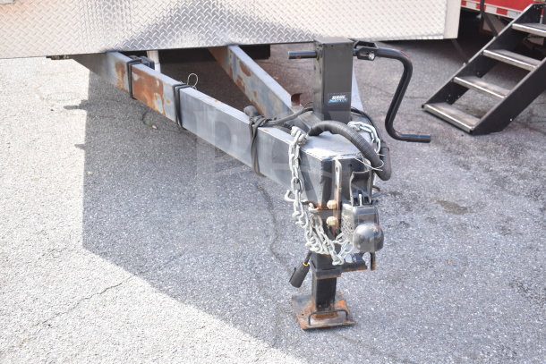 2021 Texino 28ft Triple-Axle Cooking Trailer Hitch; new condition, equipped with ultrafryer, refrigeration, and CVap.