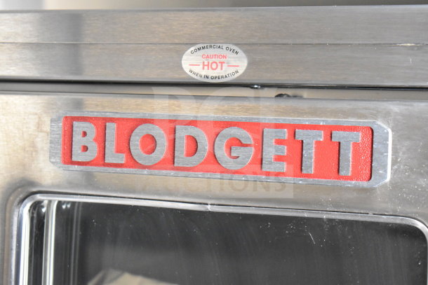 Texino 28ft cooking trailer with Blodgett commercial oven badge, indicating heat caution. Includes True refrigeration, tested.