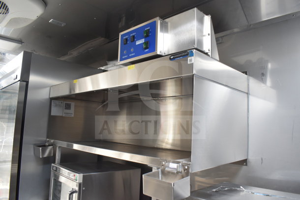 NEW 2021 Texino 28ft cooking trailer with Ultrafryer Ultrastat23 4-bay fryer, CaptiveAire hood, 2021 True refrigeration, Winston CVap holding.