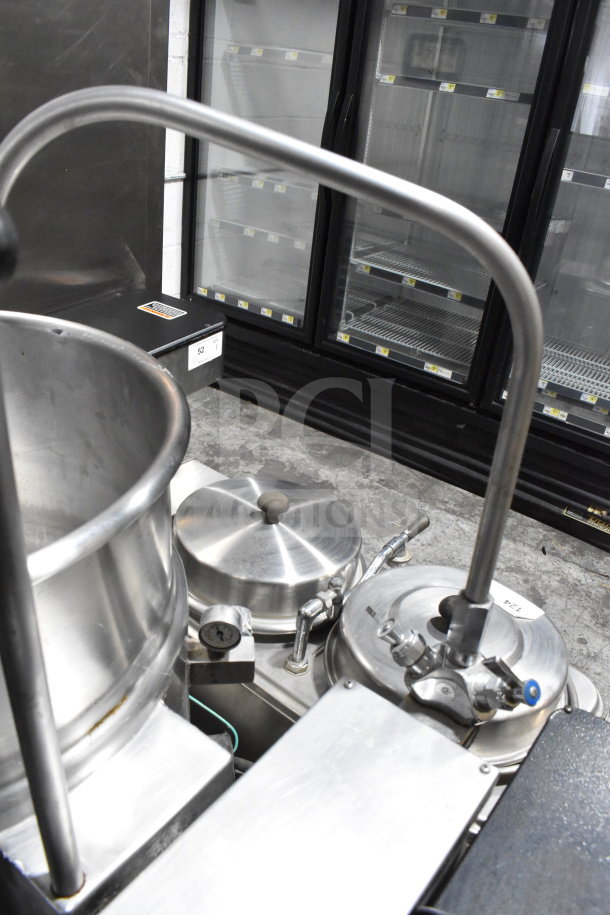 Cleveland KET-12-T 12 Gallon Electric Steam Jacketed Kettle, stainless steel, tilting tabletop model, excellent condition.