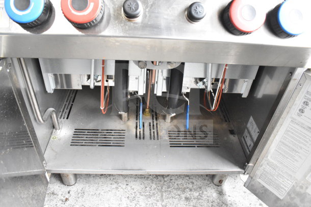 Axis AX-GPC2WB commercial two-bay pasta cooker, 21.2-gallon, natural gas, 100,000 BTU, stainless steel, used condition.