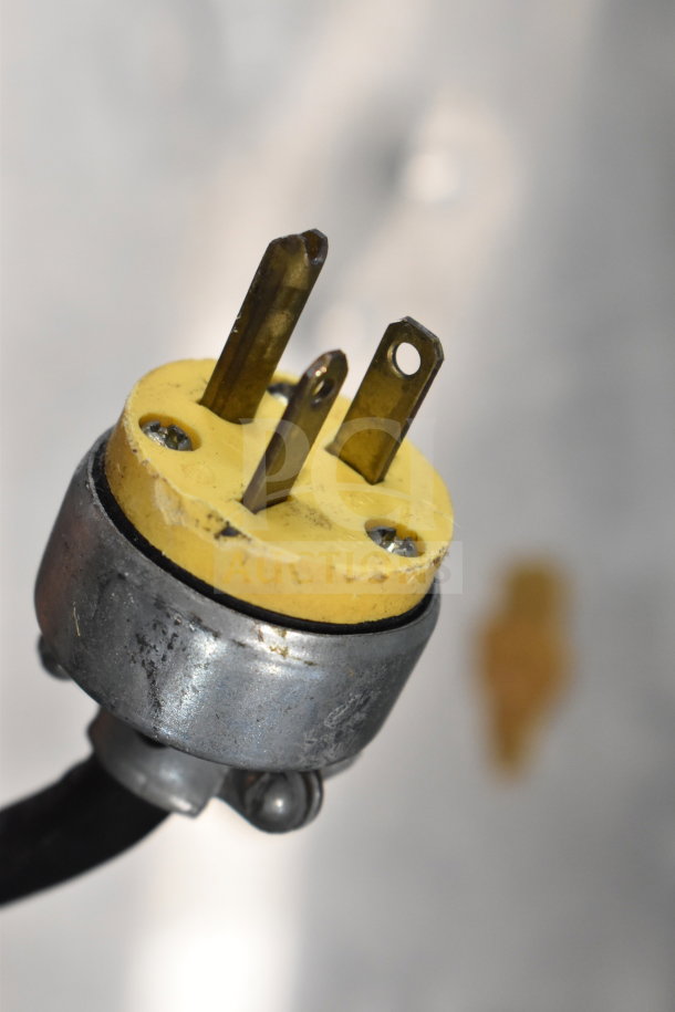 Hoshizaki F-801MAH Commercial Flaker Ice Machine Head, 115-120V, 1 Phase, durable power plug detail shown.
