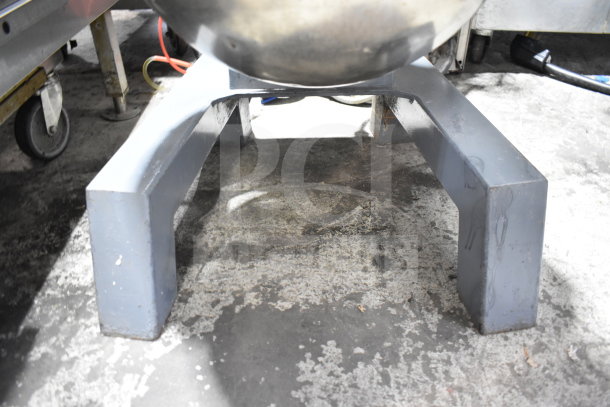 Hobart D300T 30 Quart Planetary Dough Mixer, includes mixing bowl and dough hook, 200V, 3 Phase, sturdy base, used condition.