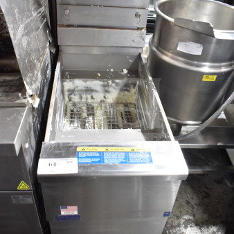 2023 Pitco Frialator SG14 commercial deep fryer, floor style, natural gas, 110,000 BTU, stainless steel, used condition.