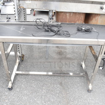 Vevor Belt Conveyor, 110 Volts, 1 Phase, stainless steel frame, black belt, control panel on side, fair condition.