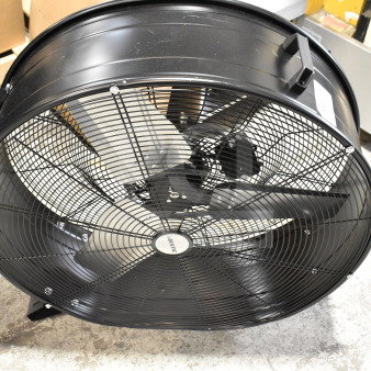 Boltic VF-30MC 30" Black Powder-Coat 3-Speed Portable Direct-Drive Drum Fan - 9,250 CFM, 120V, 1 Phase, 2/5 hp