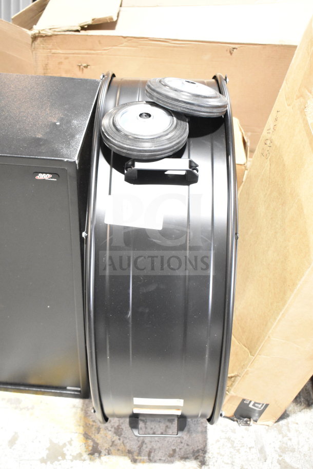 Boltic VF-30MC 30" black powder-coat drum fan, 3-speed, 9,250 CFM, with handle and wheels, pristine condition.
