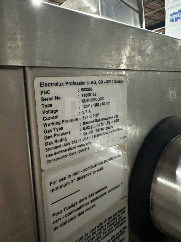 Electrolux ProThermetic tilting boiling pan CKU5HOEOOOO, stainless steel, gas-powered, heavy-duty, 120V, on legs, SN: 11000132.