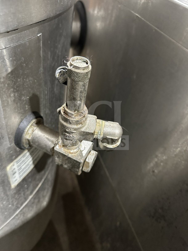 Electrolux ProThermetic Sprint gas tilting boiling pan, stainless steel, model CKU5HOEOOOO, 120V, visible valve detail.