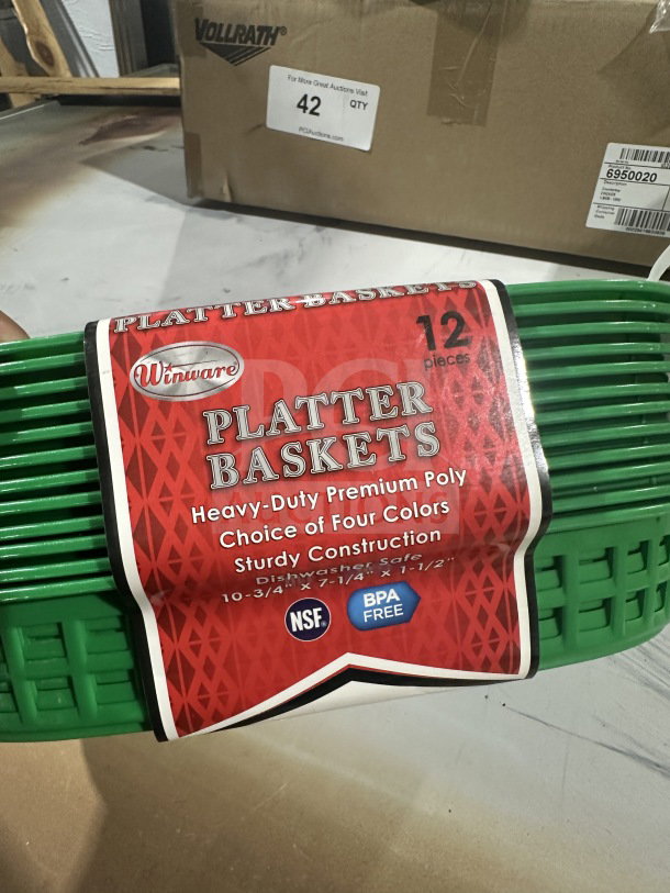 Brand new Winco Winware Series green oval fast food serving basket, heavy-duty poly, BPA-free, NSF certified, 12-pack.