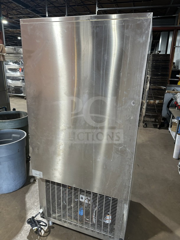 Amercian Panel Hurri Blast Chiller & Shock Freezer, stainless steel, single door, model AP12BCF1103, on legs, 208V, 3-phase.
