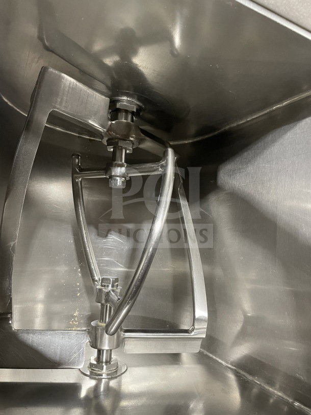 Leland Southwest HD100DA90 meat mixer, stainless steel, double action, tilting, on casters, excellent condition.