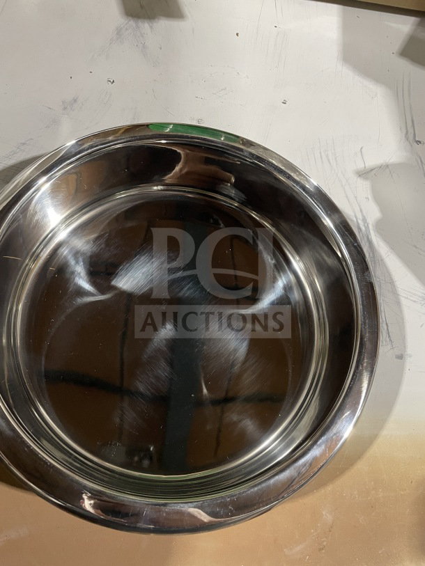 Brand new commercial stainless steel round chafing dish water pan, shiny finish, excellent condition.