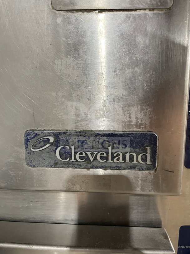 Cleveland Range SteamCraft Ultra-10 stainless steel convection steamer with dual compartment and individual control, model 24CGA10.2.