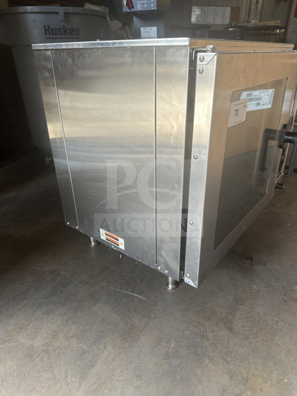 Doyon DCOT5 stainless steel countertop convection oven, half size, electric, on legs, excellent condition, Model SN: 070190130321.