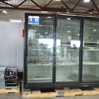 True TRM3M-YY 3-door commercial glass merchandiser in black with LED lighting; excellent condition, 208-240V, 1 Phase.