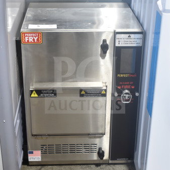 Brand new Perfect Fry PFC730 ventless countertop deep fryer, semi-automatic, 230/400V, 3-phase, scratch and dent.