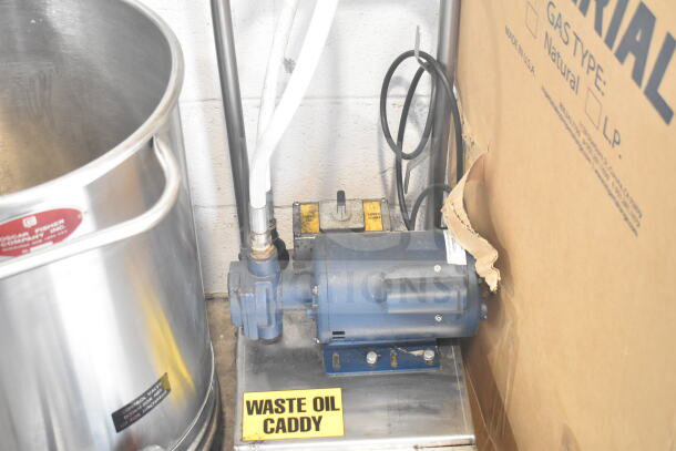 2024 Frontline 10SS-NA-WM Fryer Oil Transport Caddy, commercial casters, waste oil label, robust metal construction.