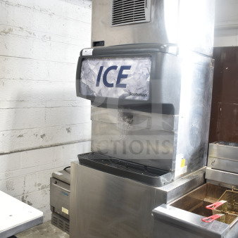 2019 Scotsman C0530MA-1E Ice Head with ID200B-1A Dispenser, 115V, 1 Phase, commercial use, in good condition.