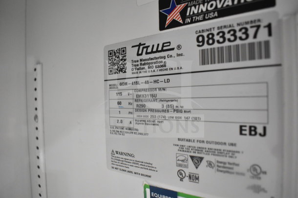 Label of 2019 True GDM-41SL-48-HC-LD cooler, showing model, voltage, and refrigerant details.