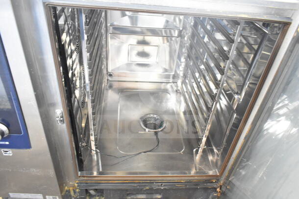 2020 Rational LM100EE.AXXXX Combi Convection Oven, stainless steel interior, spacious, excellent condition.
