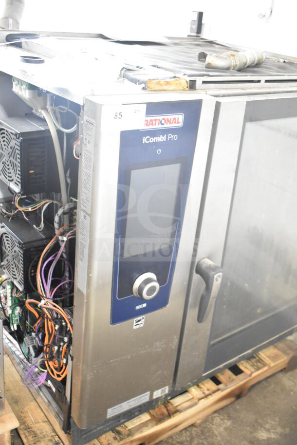 2020 Rational LM100EE.AXXXX Combi Convection Oven, model iCombi Pro, visible wiring, located on a wooden pallet.
