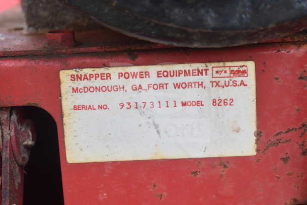 Snapper 8262 Snow Thrower label, showing serial number 93173111, made in McDonough, GA, Fort Worth, TX, USA.