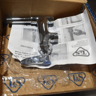 BRAND NEW T&S B-0155-LN pre-rinse nozzle base, quarter turn Eterna cartridge, 5" riser, in original box, slight scratches.
