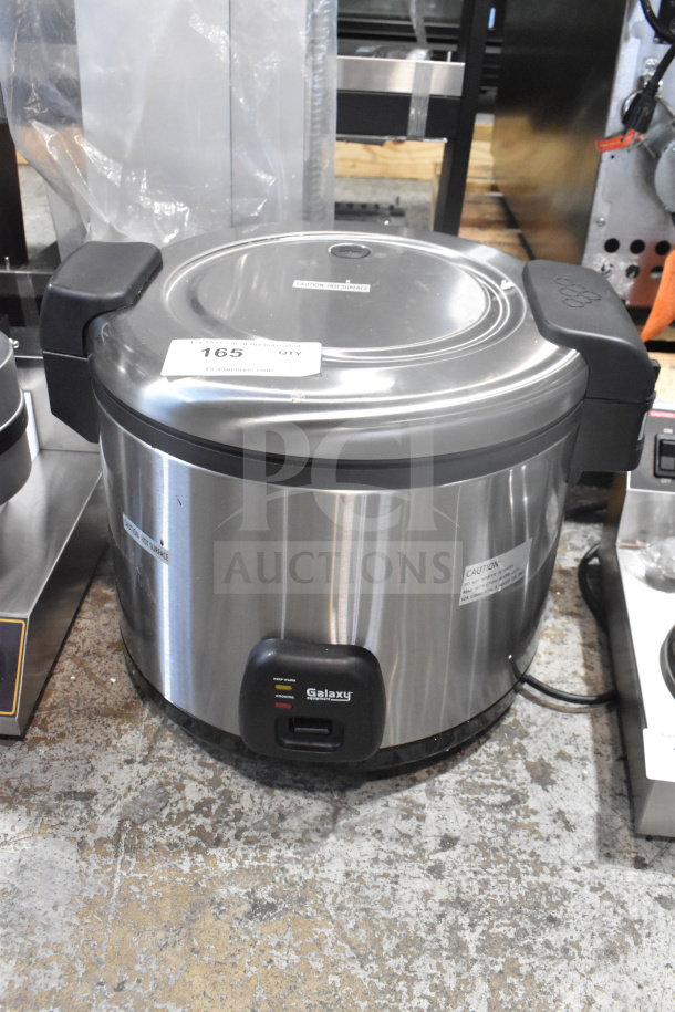 BRAND NEW 2024 Galaxy 177RCSG60 Electric Rice Cooker/Warmer. Stainless steel, 120 Volts, 1 Phase, with minor scratches.