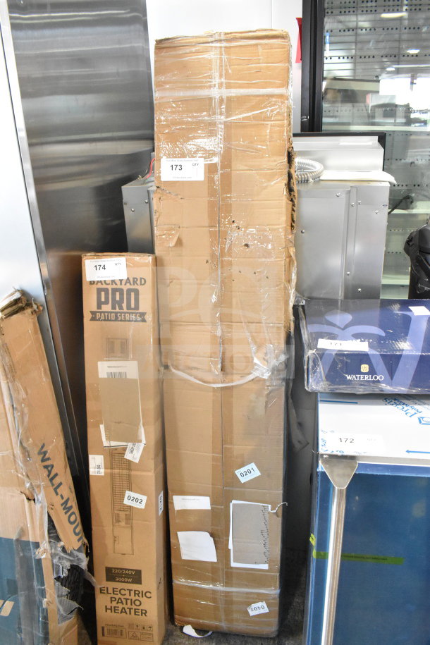 BRAND NEW SCRATCH AND DENT! ServIt 60" lighted strip warmer in original packaging, visible dents and scratches. 120V, 1,750W.