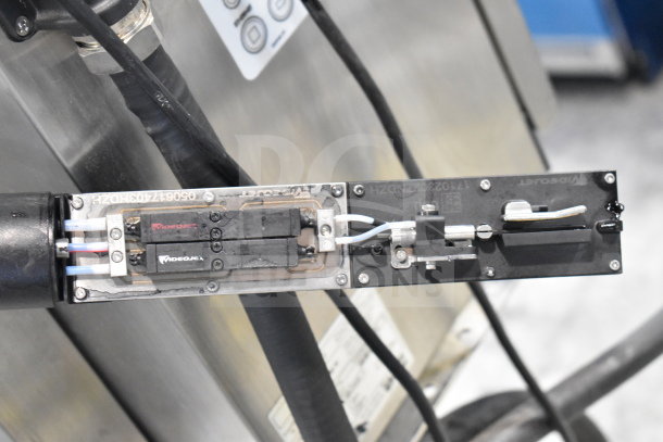 Videojet 1620 Inkjet Printer, floor model, 100-120/200-240V, 1 phase. Visible components and wiring detail.