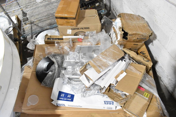 30 various items including Crathco hoppers, coffee filters, bin lids, and dinner knives. Mixed condition, some boxed.