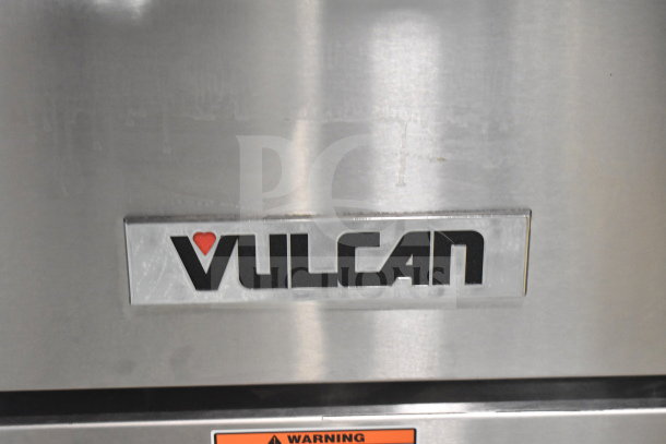 BRAND NEW Vulcan 36C-6BP 6 burner range with convection oven. Scratch and dent model, 215,000 BTU, stainless steel finish.