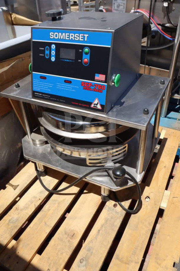 Brand new Somerset SEP-760 dough press, 18" automated pizza/tortilla maker, 220V, 3600W, slight scratch-n-dent, S/N 2506R0007.