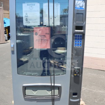 Brand new Seaga ENV5B vending machine, 40-item capacity, refrigerated, scratch-n-dent condition, 115V, 4A, 1 phase.