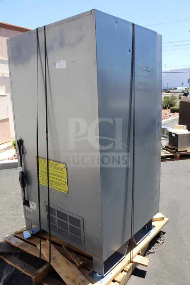 Brand new Seaga ENV5B refrigerated vending machine, 40-item capacity, 115V, 4A, 1 phase, on pallet. Scratch-N-Dent condition.