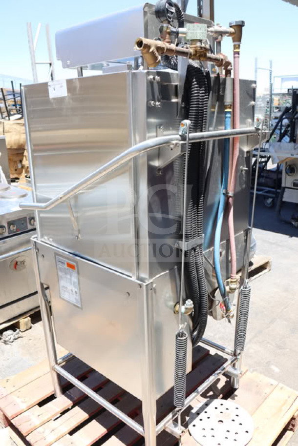 Brand new Jackson TempStar HH-E dishwasher, high hood, electric booster, scratch-n-dent, 208/230V, 3 phase, 10.5kW.