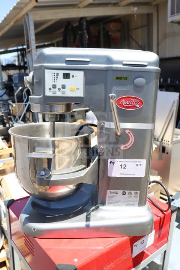Brand new Avantco MIX8GY 8 Qt. mixer, dark gray, bowl lift, 120V, 4/5 hp, with standard accessories. Serial: 177MIX8GY122400733.