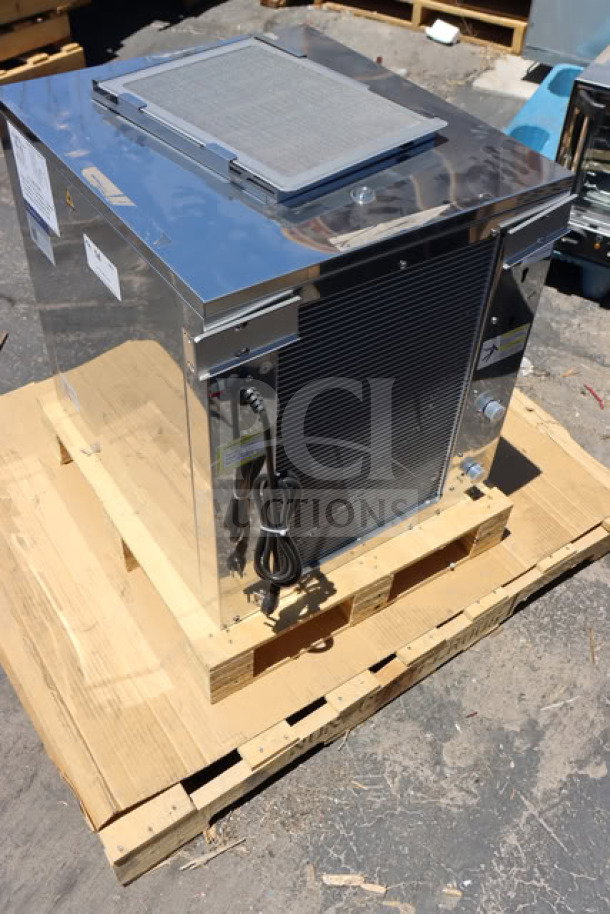 Avantco Ice MN-522-A 22" air-cooled modular nugget ice machine. Brand new scratch-n-dent model on pallet. Serial: 194MN522A-25060065.