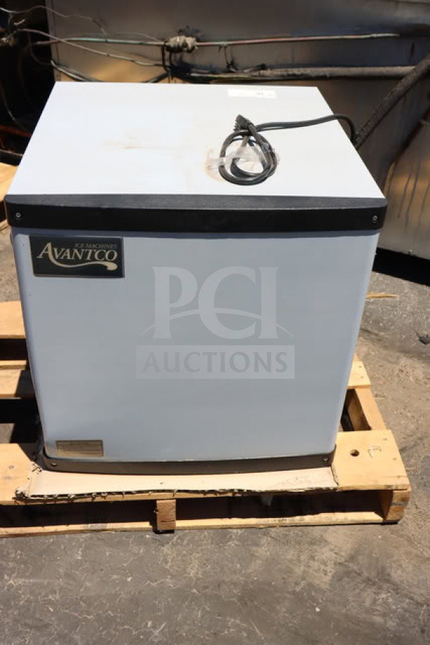 Avantco Ice MC-H-322-A 22" air-cooled ice machine, modular, 350 lb. capacity, scratch-n-dent, new condition.