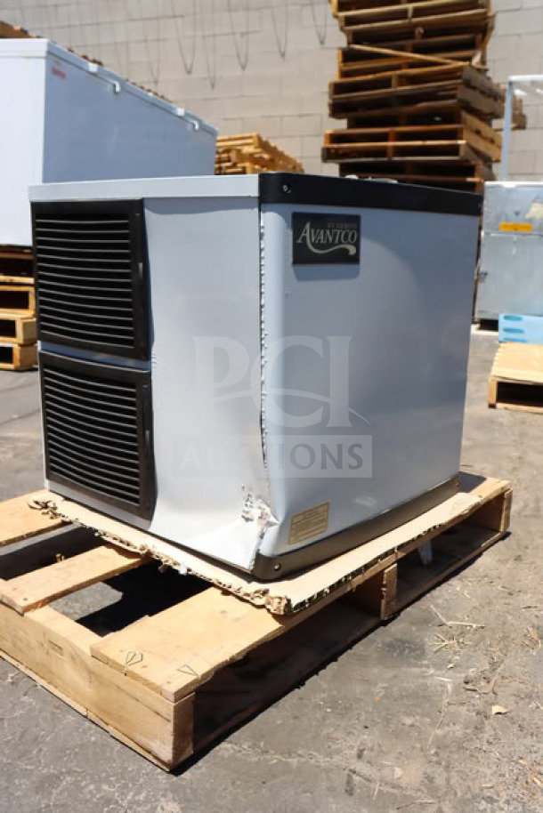 Brand new Avantco Ice MC-H-322-A half cube ice machine, 22" air-cooled, 350 lb capacity, visible dent, on wooden pallet.