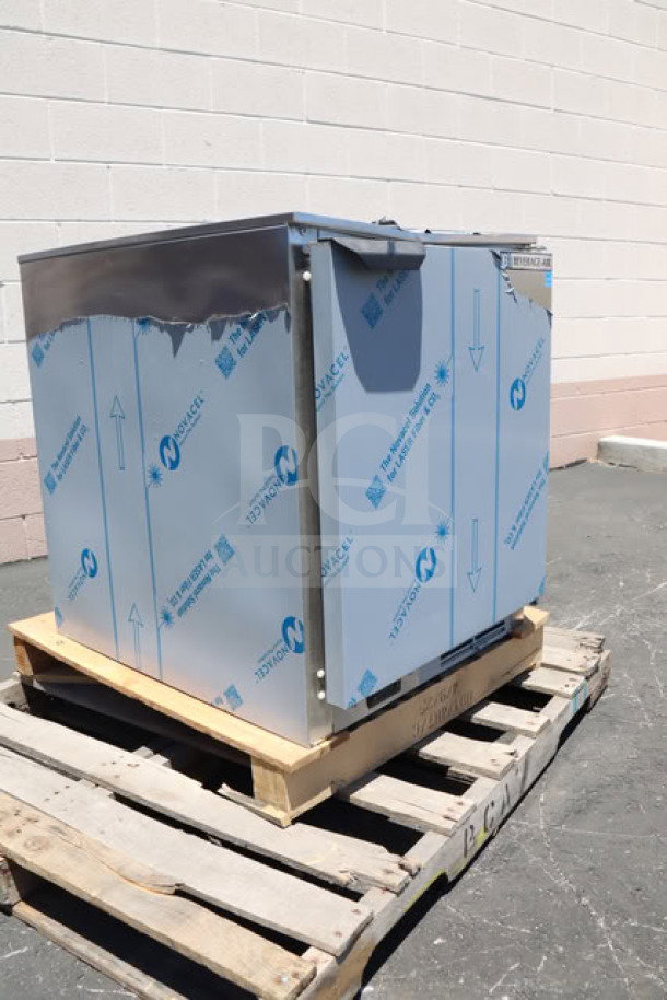 BRAND NEW Beverage-Air UCF24AHC 24" Undercounter Freezer with minor scratches. Serial Number: 15504012.