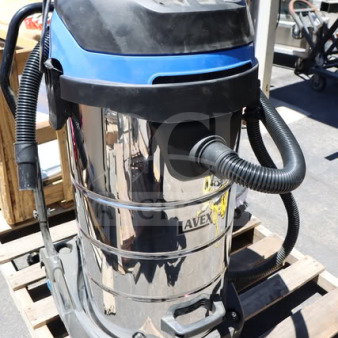 Brand new Lavex 944BJ14126G 26-gallon stainless steel commercial wet/dry vacuum, 100-120V, 1400W, includes toolkit.