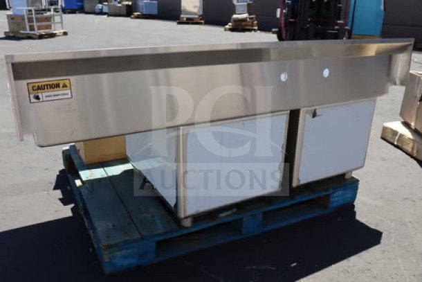 BRAND NEW SCRATCH-N-DENT Steelton 522CS12424 commercial sink, one compartment, stainless steel, caution label visible.