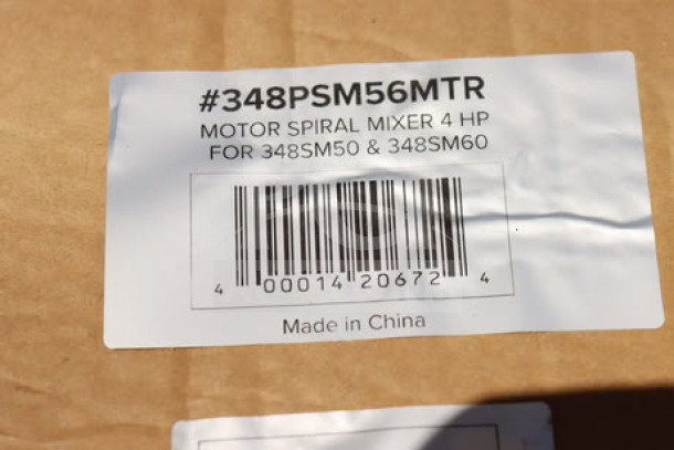 BRAND NEW Estella 348PSM56MTR 4 hp Motor for SM50/SM60 Spiral Mixers in damaged box. Label indicates model, use, and origin.