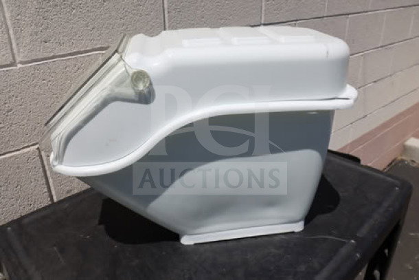 BRAND NEW Baker's Lane 176IB100 6.3-gallon ingredient bin with flip lid, label sheet, and scoop. Scratch-n-dent condition.