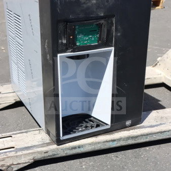 BRAND NEW SCRATCH-N-DENT Follett 15CI114A-IW-NF-ST-00 ice maker, countertop model with 15 lb. bin, minor scratches visible.